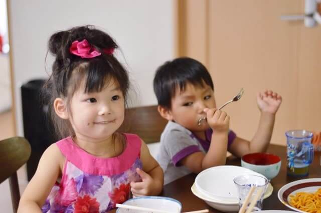 子供の食卓